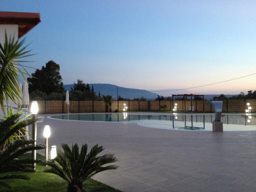Camping Villaggio Riviera Foce Varano Extérieur photo