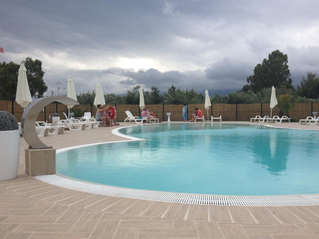 Camping Villaggio Riviera Foce Varano Extérieur photo